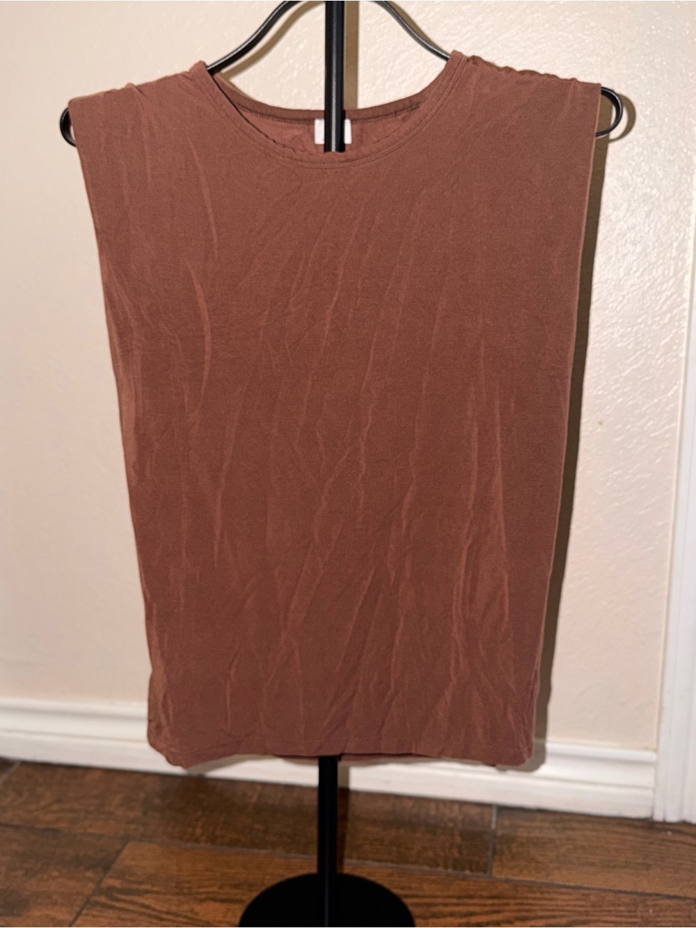 Wilfred Brown Sleeveless Crewneck Tank